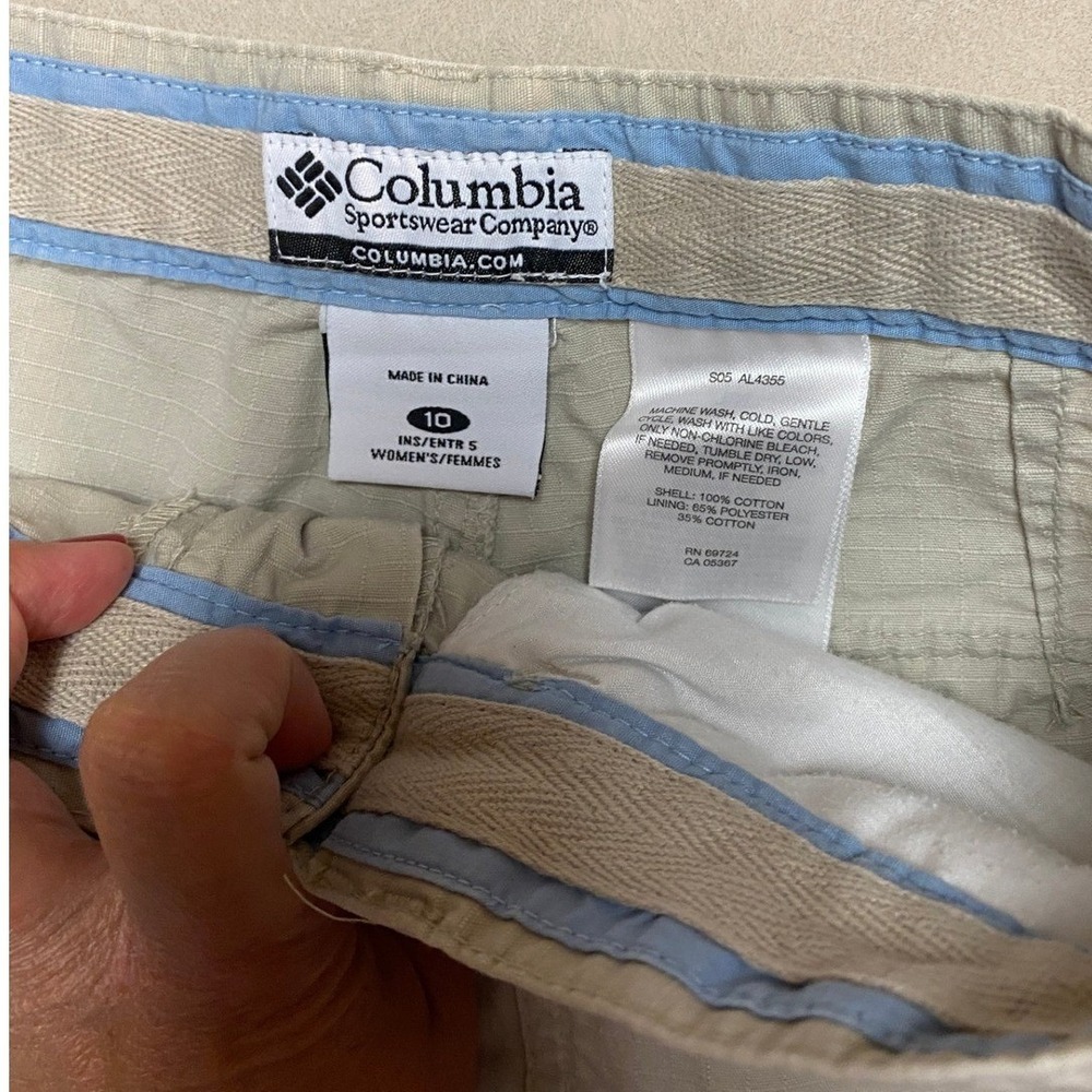 Columbia Womens Tan Ripstop Cargo Hiking Shorts Khaki AL4355 Size 10 - Picture 2 of 5